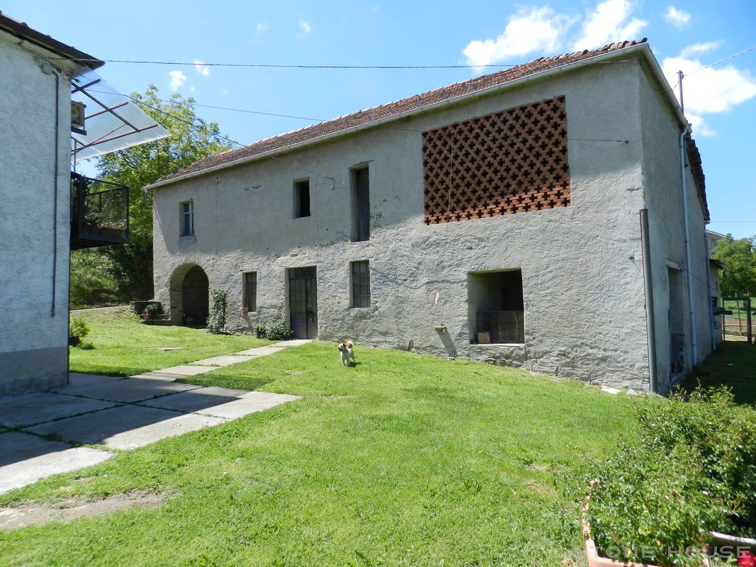 1712-CASALE-BUZ-BUBBIO-EST02-2.jpg